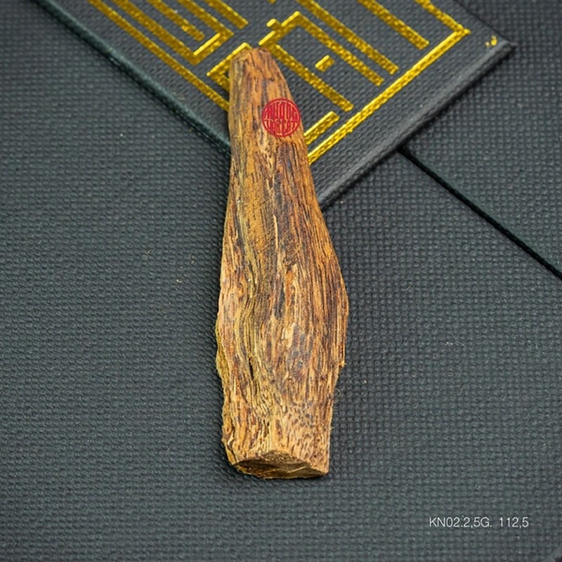 Thanh Kỳ Nam Chìm Nước Quý Hiếm (2,5G)